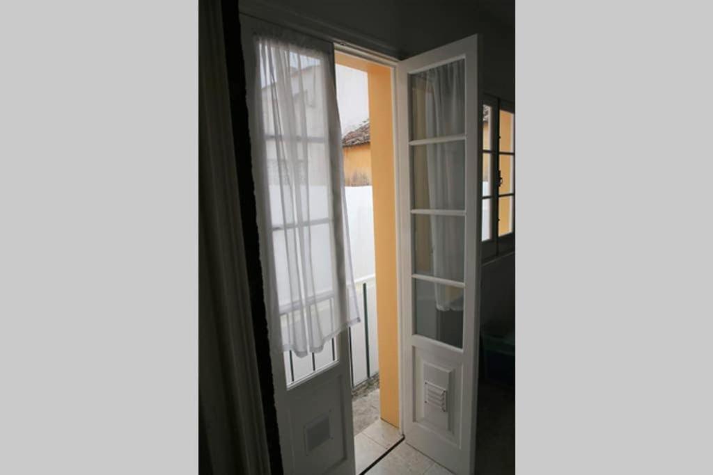 Pdl Central Apartments - Three Ponta Delgada  Bagian luar foto
